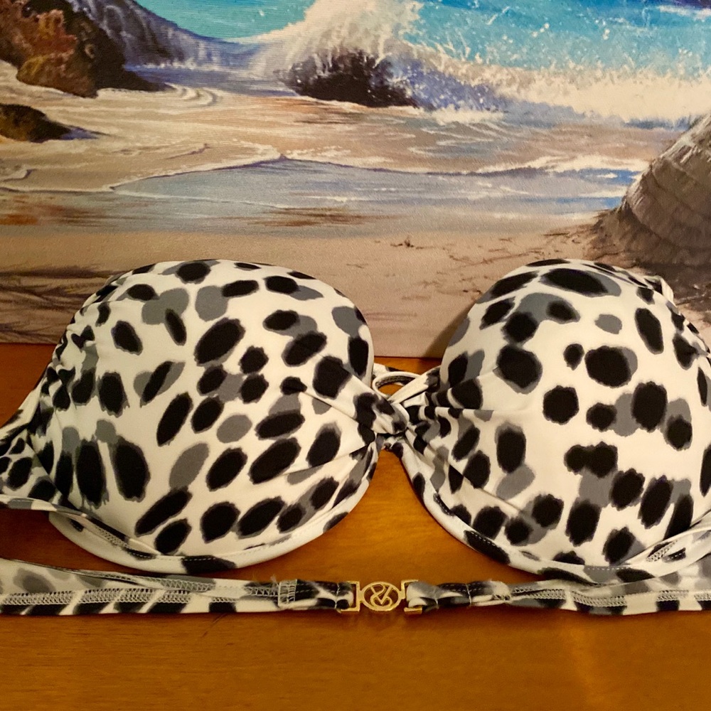 Victoria secret bikini top